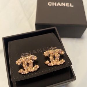 Authentic Chanel CC Gold -Stud